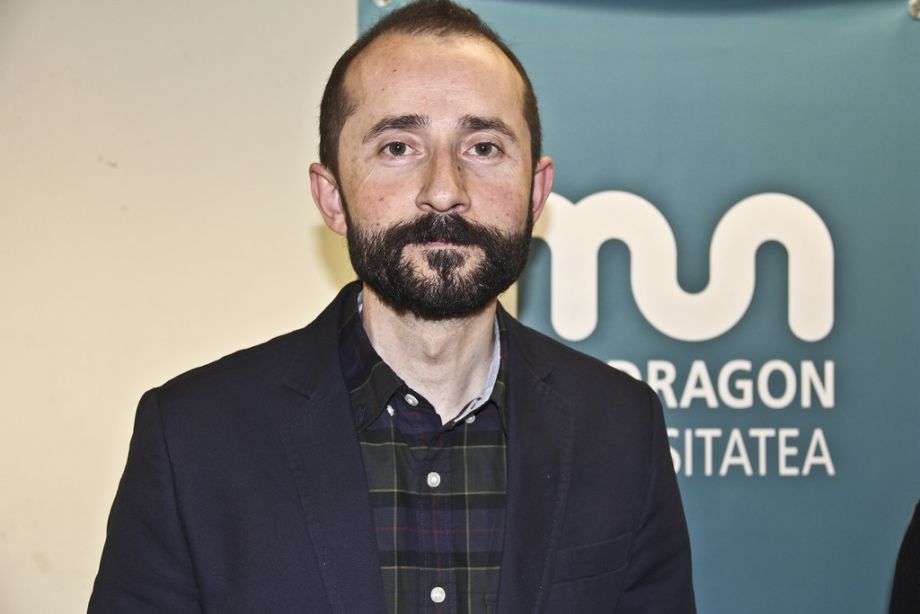 25760128072_63369a34aa_b 25760128072_63369a34aa_b