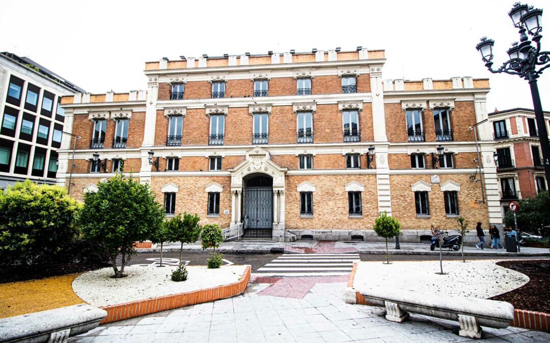 TeamLabs revitaliza la Casa de las Alhajas en Madrid como epicentro cultural