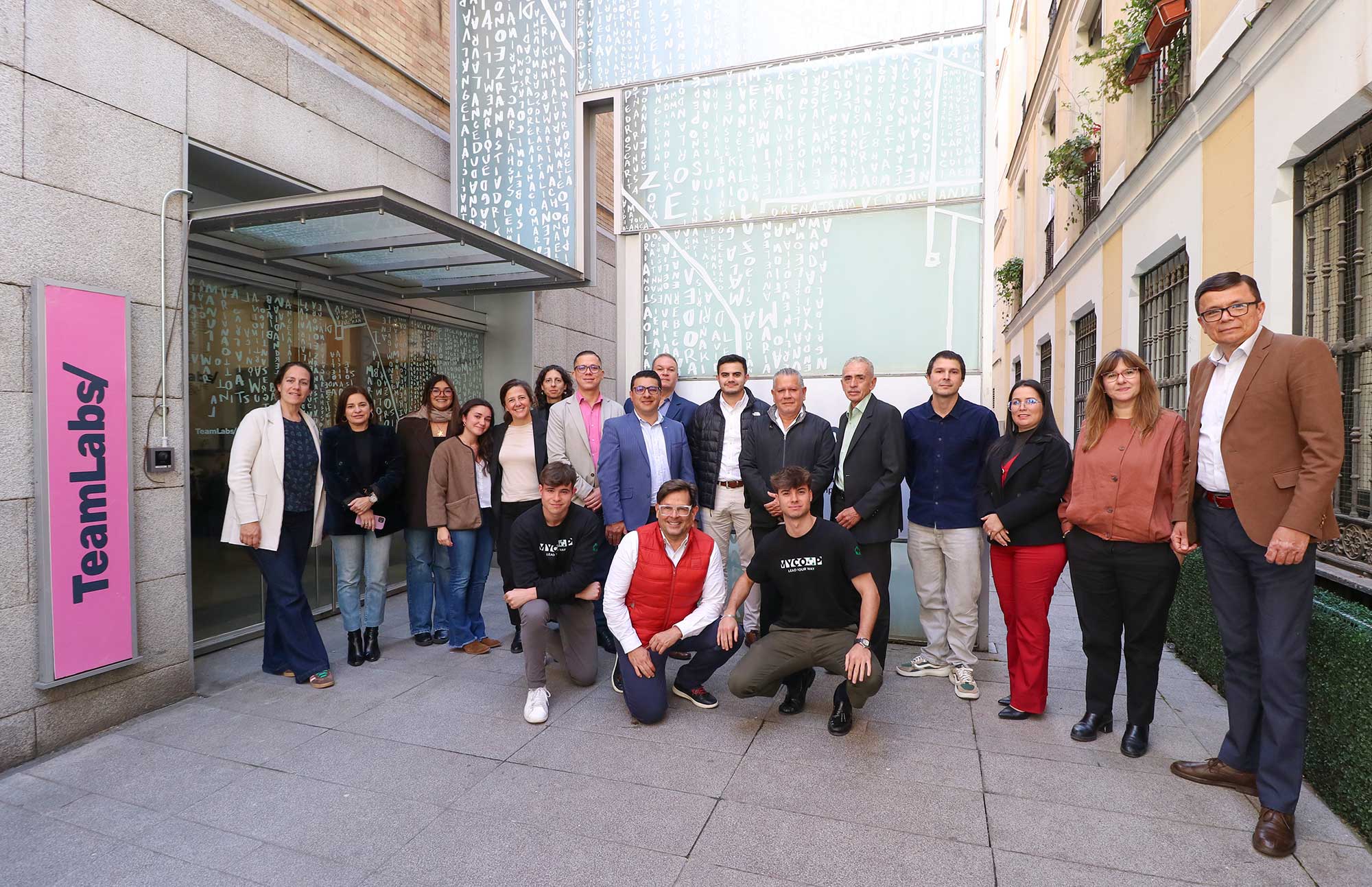 colaboracion-institucional-fundepos-teamlabs TeamLabs y Fundepos firman colaboración internacional