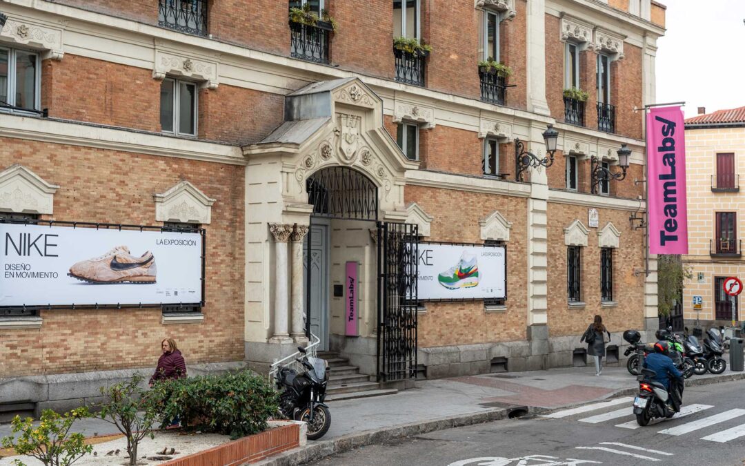 TeamLabs/ acoge la exposición “Nike. Diseño en Movimiento”