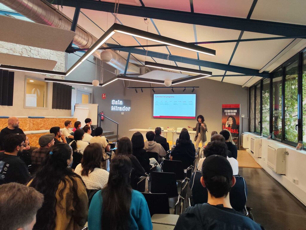 Descubre cómo Mentoring PRO Joves conecta a jóvenes y profesionales para impulsar la orientación laboral, ampliar oportunidades y construir su futuro