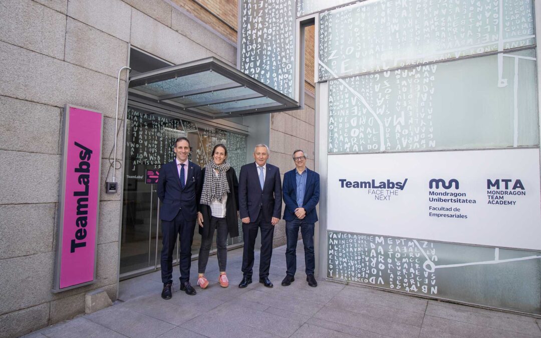 Los Presidentes de la Corporación MONDRAGON visitan TeamLabs