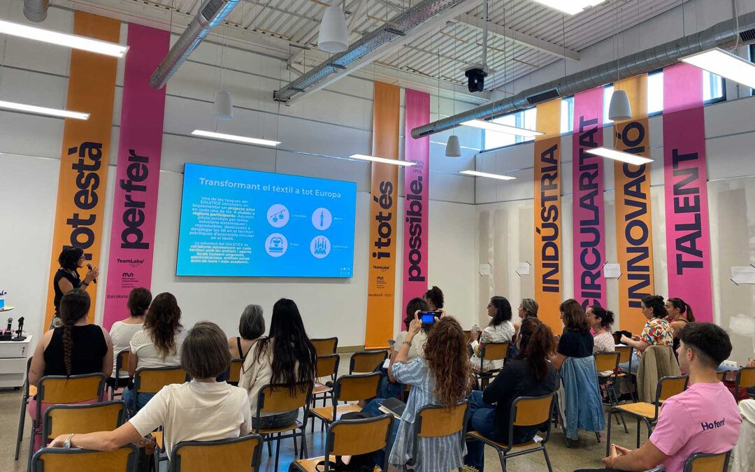 Vesteix Futur: c&oacute;mo Ag&egrave;ncia de Residus de Catalunya, aREca y TeamLabs/ co-crean el futuro de la reutilizaci&oacute;n textil en Catalu&ntilde;a